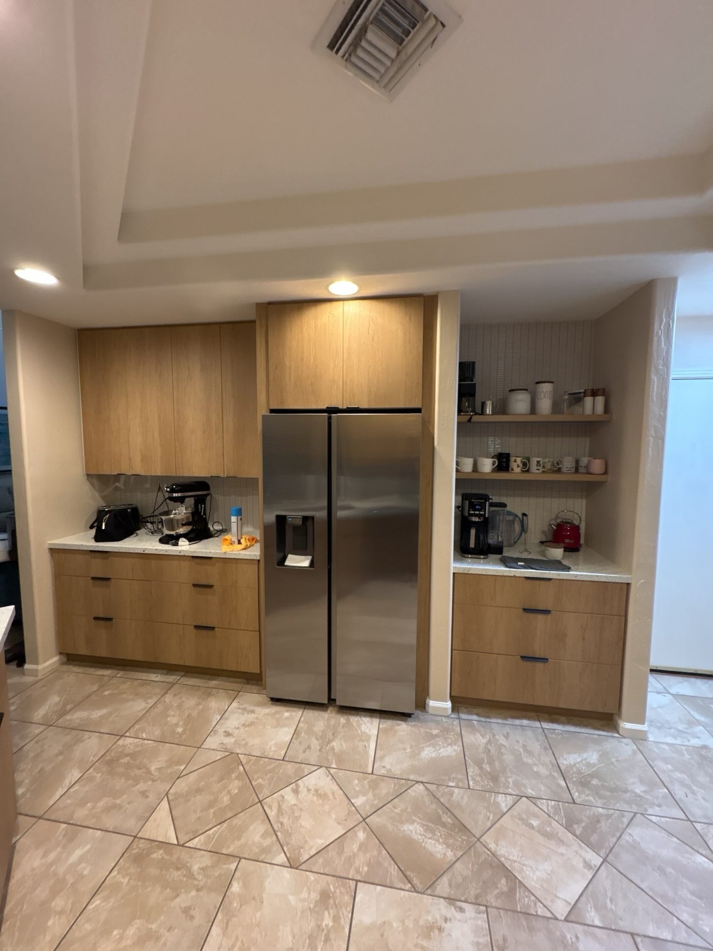 Finished custom kitchen with wood cabinets in Scottsdale